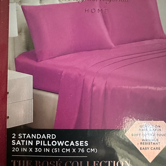 🎁2 FOR $20 BUNDLE Juicy Couture Pink Satin 2 Piece Pillow Case Set, Standard - Picture 3 of 4